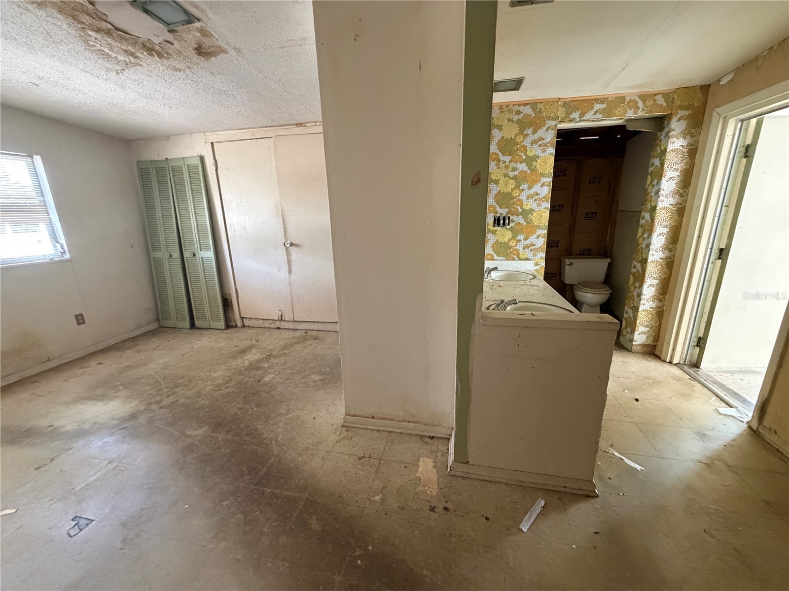 9805 N 54th Street Temple Terrace FL 33617 TB8505374 image18