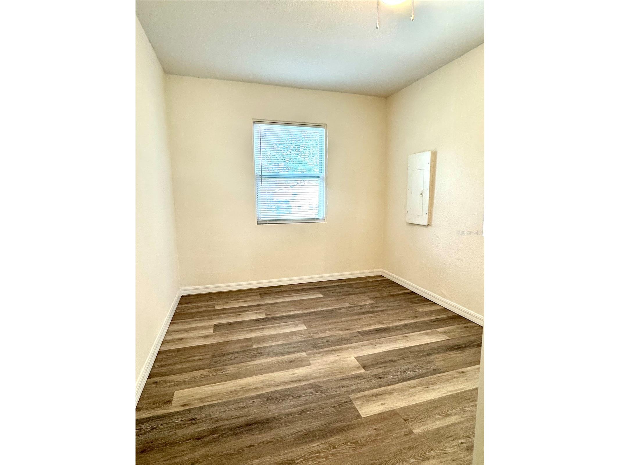 9805 N Myrtle Street Tampa FL 33617 A4695751 image7