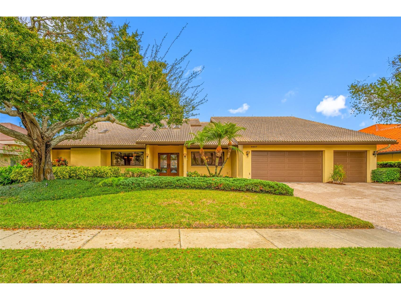 9807 Compass Point Way Tampa FL 33615 TB8426885 image2