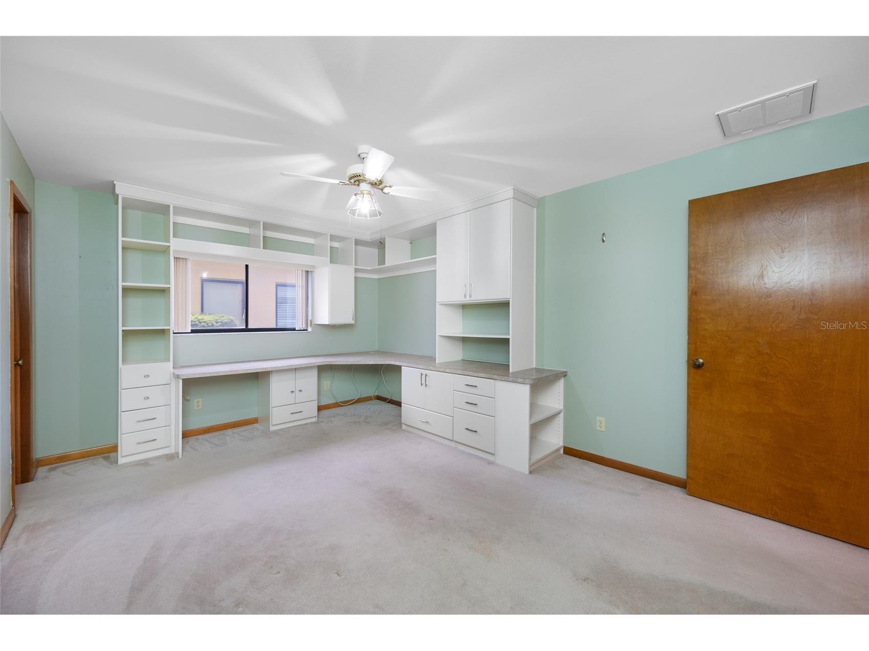 9807 Compass Point Way Tampa FL 33615 TB8426885 image43