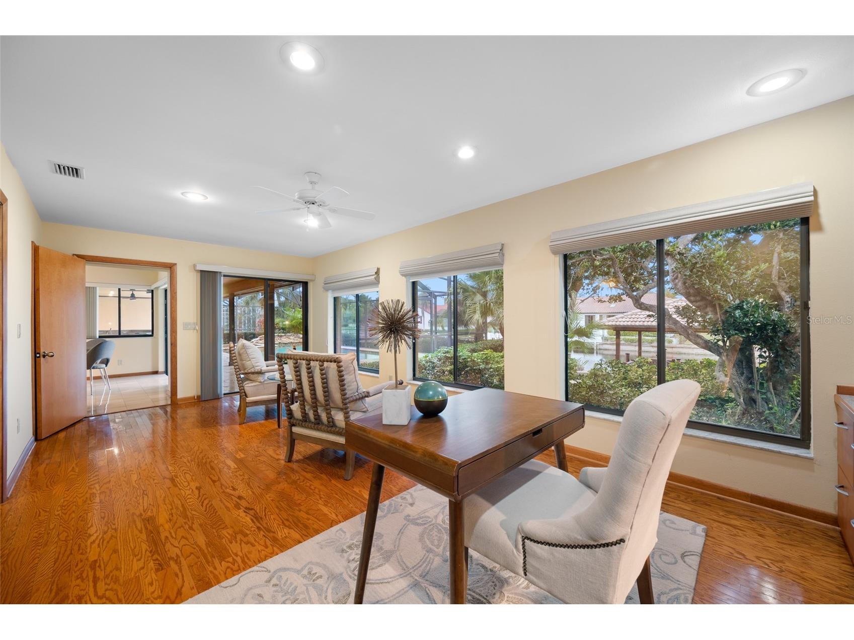 9807 Compass Point Way Tampa FL 33615 TB8426885 image46