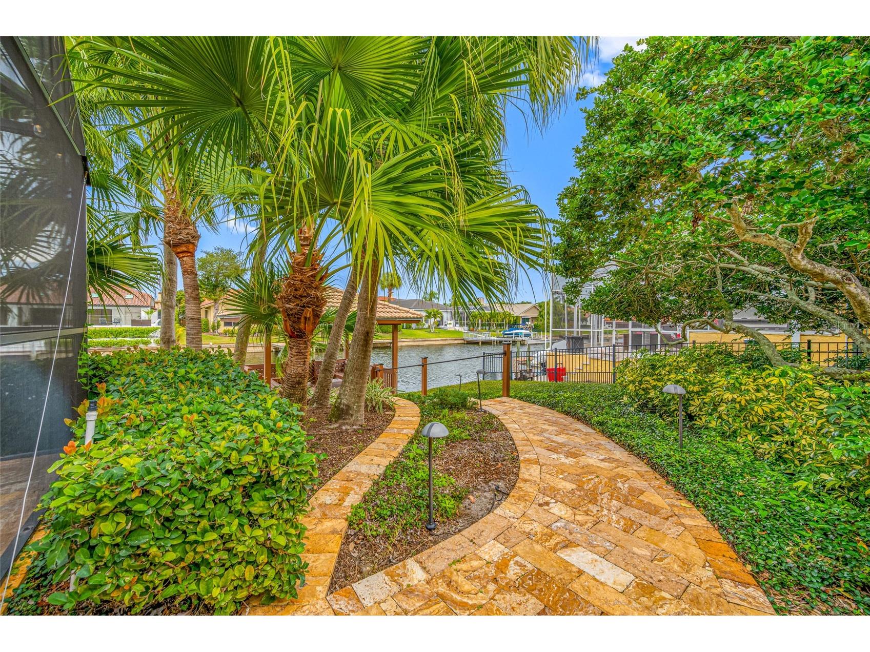 9807 Compass Point Way Tampa FL 33615 TB8426885 image54