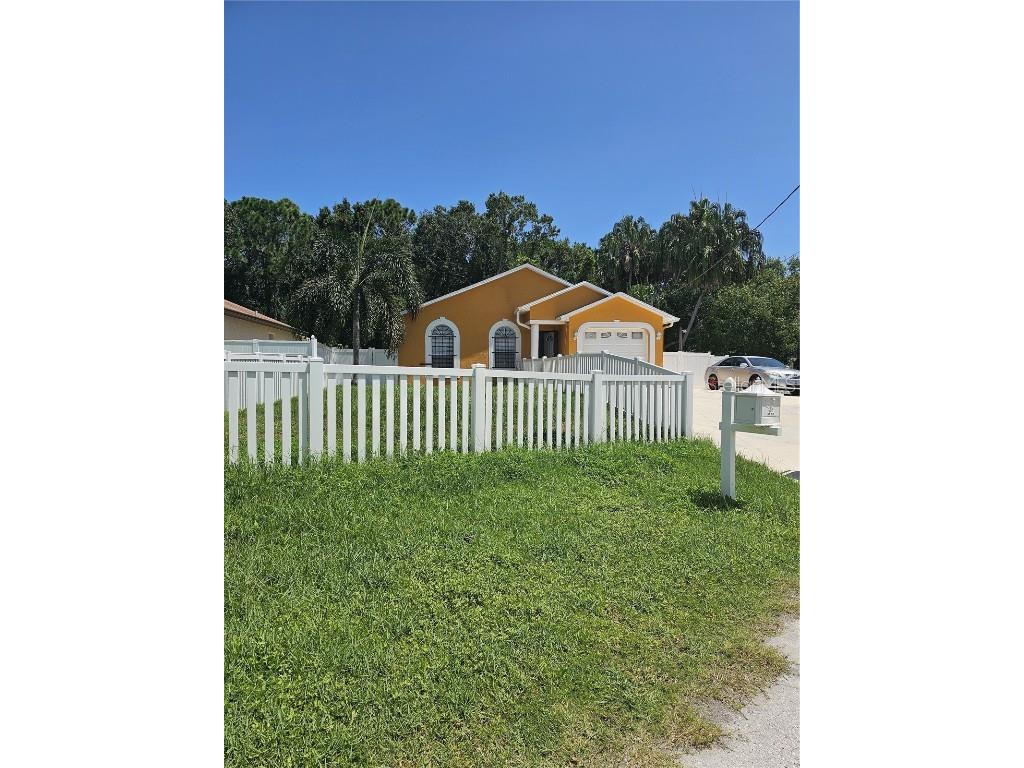 9807 Lella Avenue Tampa FL 33615 T3468266 image1