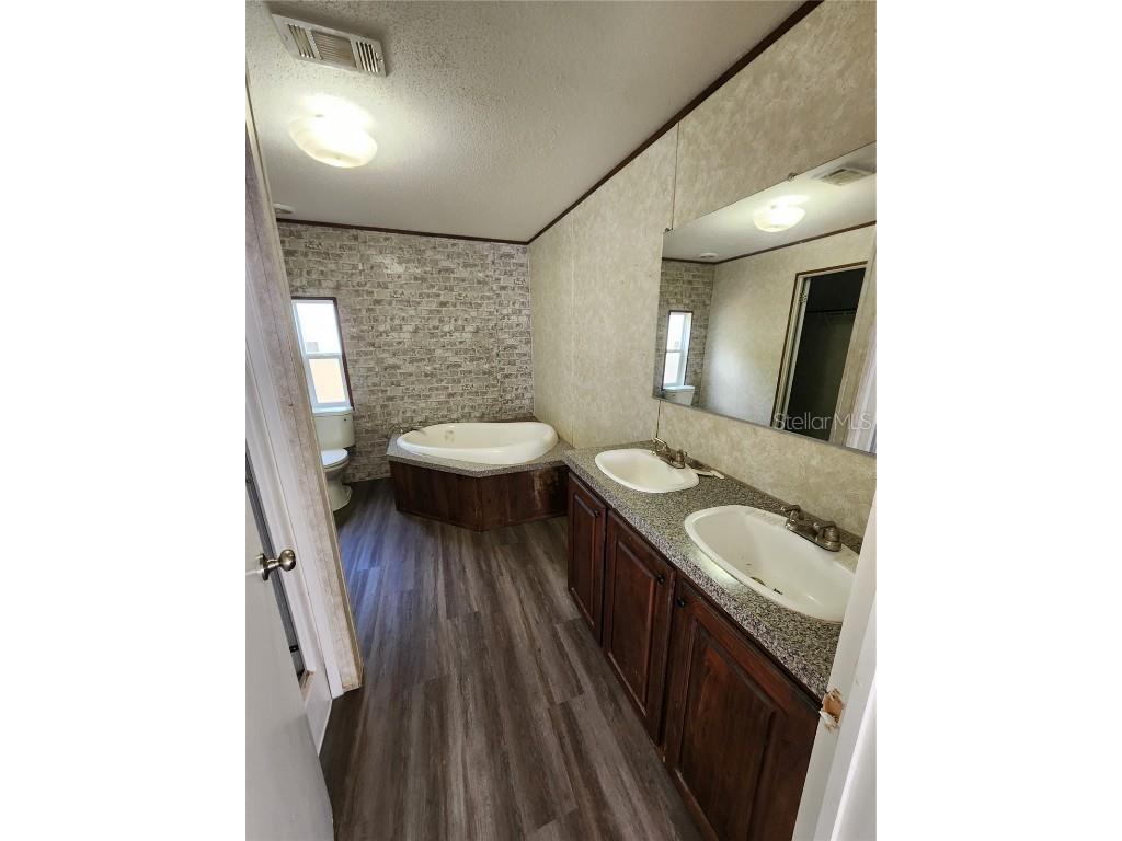 9807 Tom Street Hudson FL 34669 TB8454380 image7