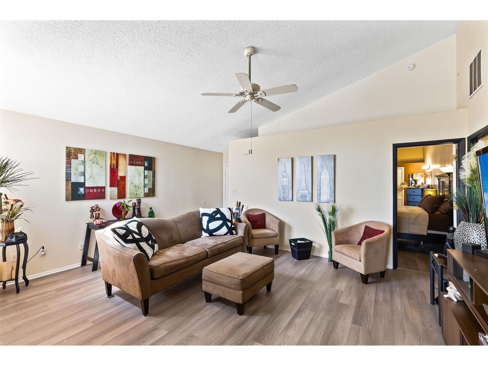 9808 Surrey Ridge Road Orlando FL 32825 O6385282 image5