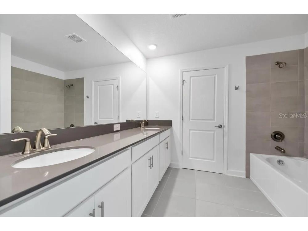 9809 Introduction Way Orlando FL 32832 O6399568 image25