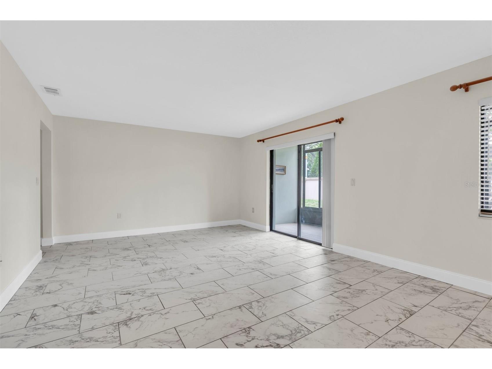 9809 Lombard Court #109 Tampa FL 33618 TB8515057 image5