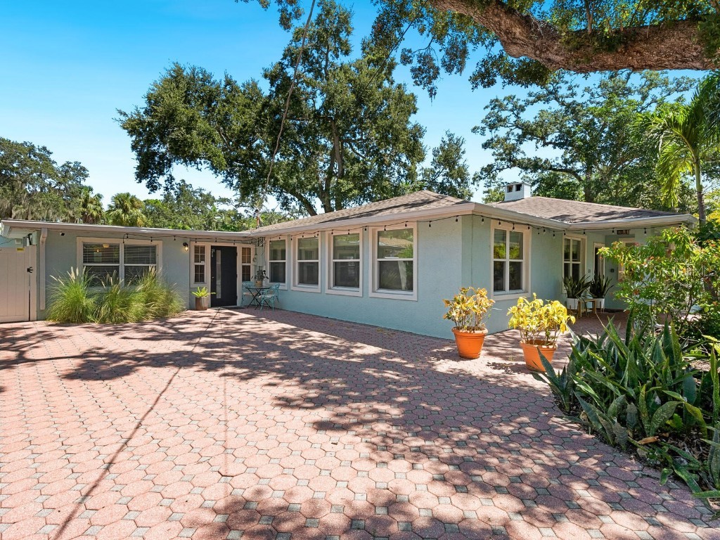 981 Caloosa Drive Sarasota FL 34234 A4580788 image1