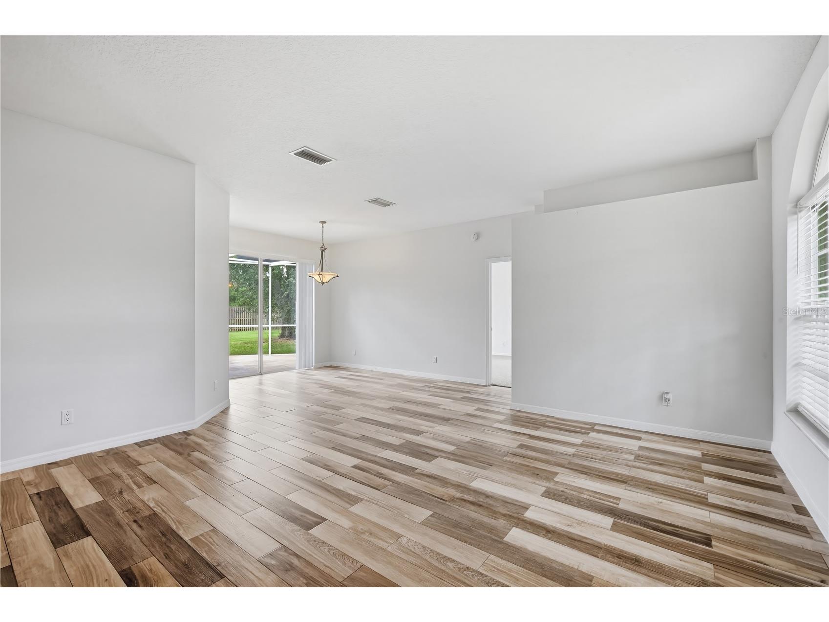9810 Bennington Drive Tampa FL 33626 TB8526837 image4