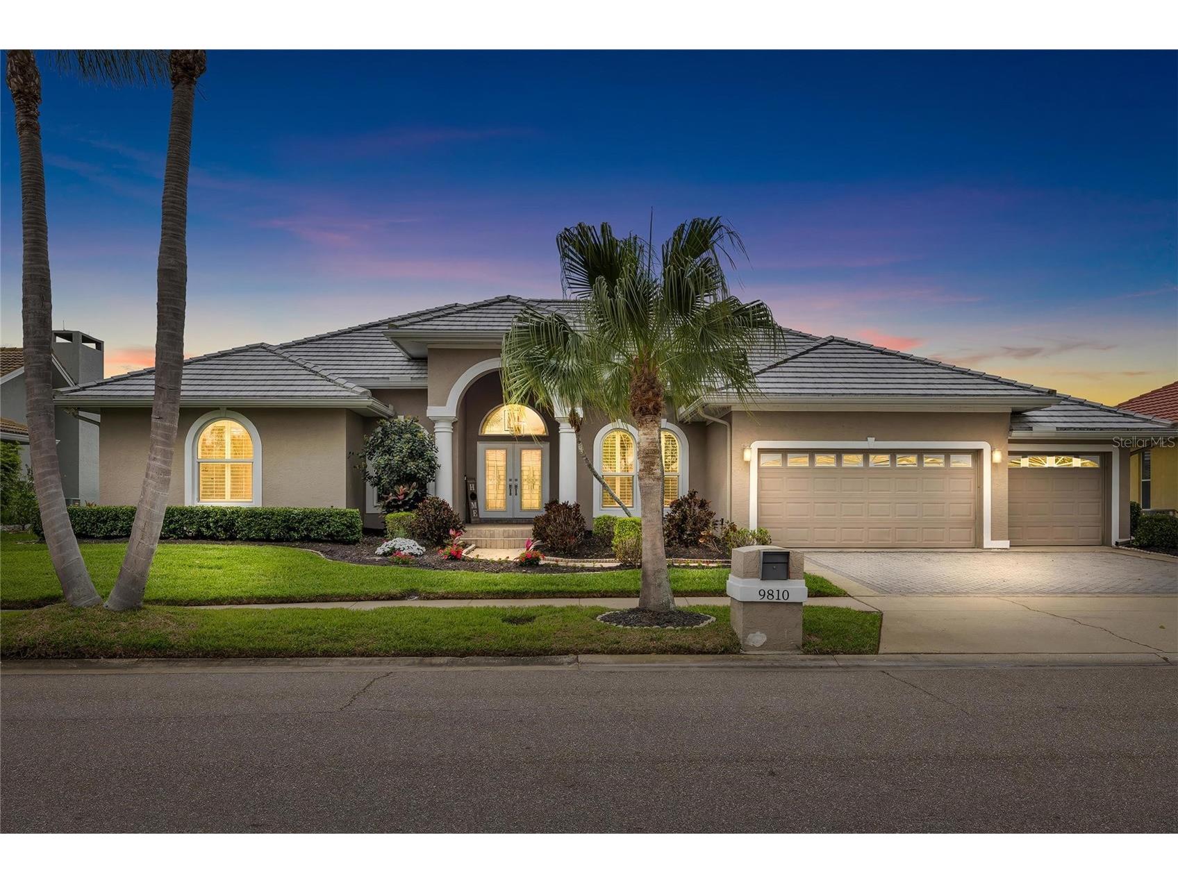 9810 Compass Point Way Tampa FL 33615 - LAKE SUNSET AND LAKE SUNRISE TB8484110 image1