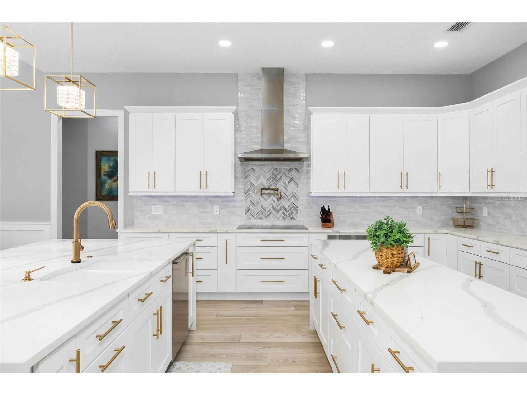 9810 Compass Point Way Tampa FL 33615 - LAKE SUNSET AND LAKE SUNRISE TB8484110 image12