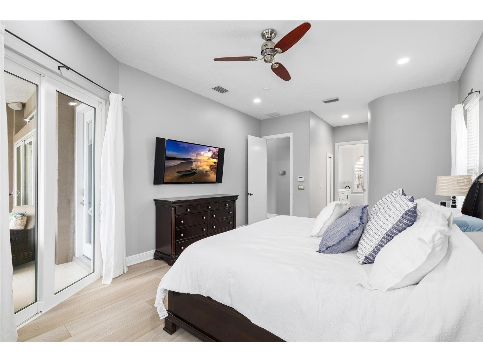 9810 Compass Point Way Tampa FL 33615 - LAKE SUNSET AND LAKE SUNRISE TB8484110 image28