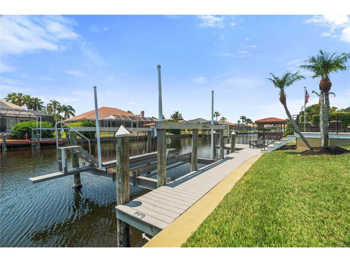 9810 Compass Point Way Tampa FL 33615 - LAKE SUNSET AND LAKE SUNRISE W7875428 image56