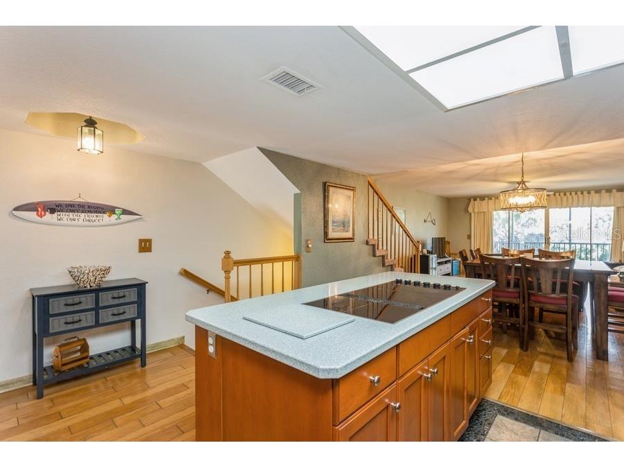 9810 Indian Key Trail #85 Seminole FL 33776 TB8405534 image13