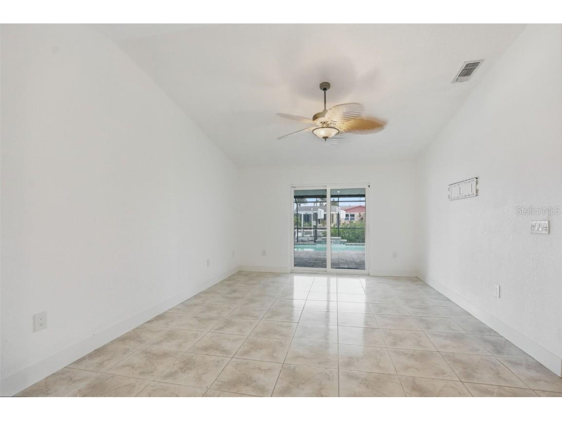 9810 San Sebastian Way Port Richey FL 34668 W7875783 image4