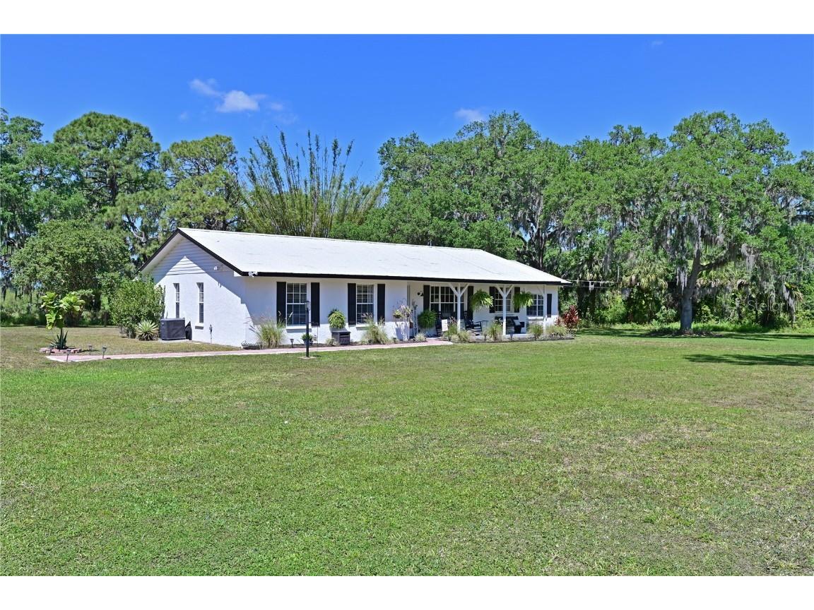 9811 28th Avenue E Palmetto FL 34221 A4565762 image1