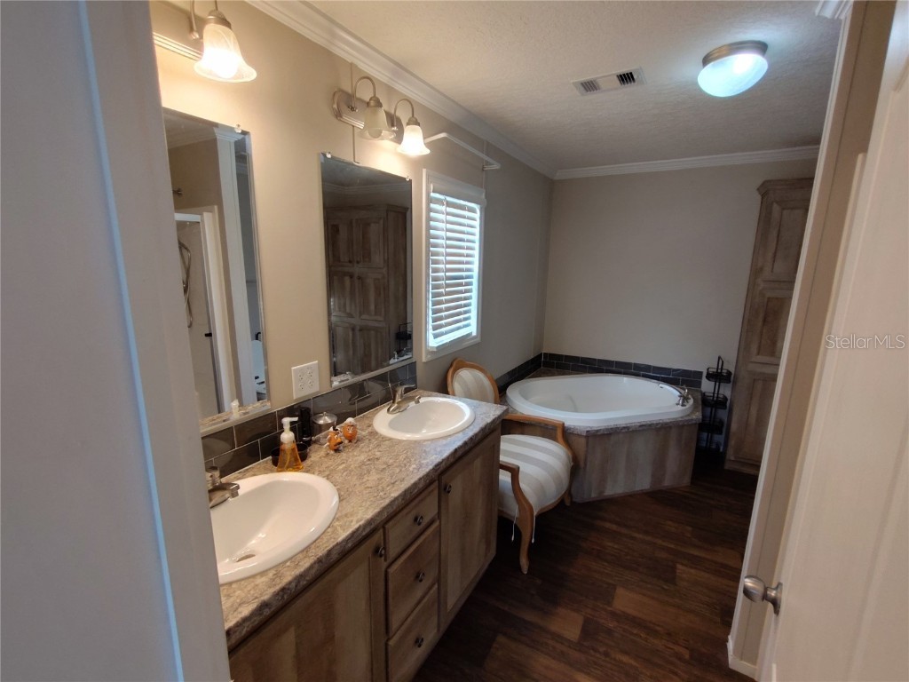 9811 Bud Street Hudson FL 34669 W7869470 image10