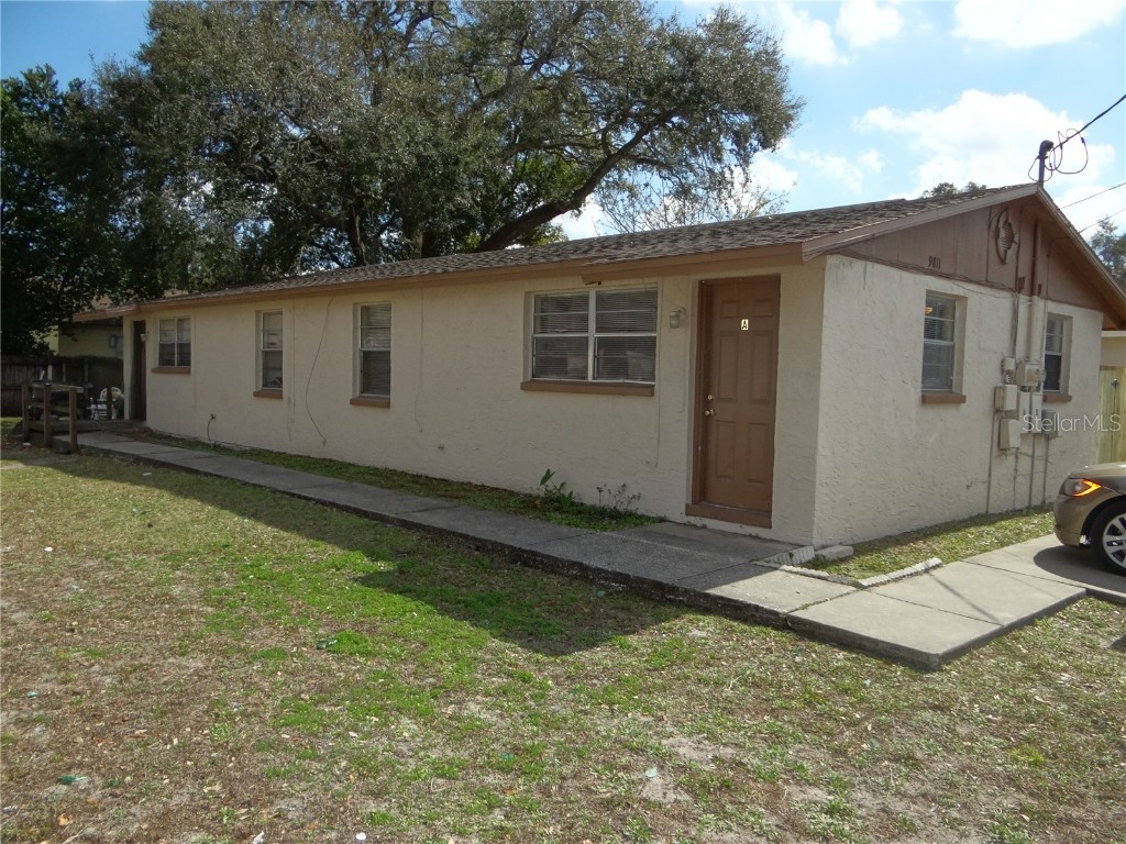 9811 N 11th Street Tampa FL 33612 T3503482 image1