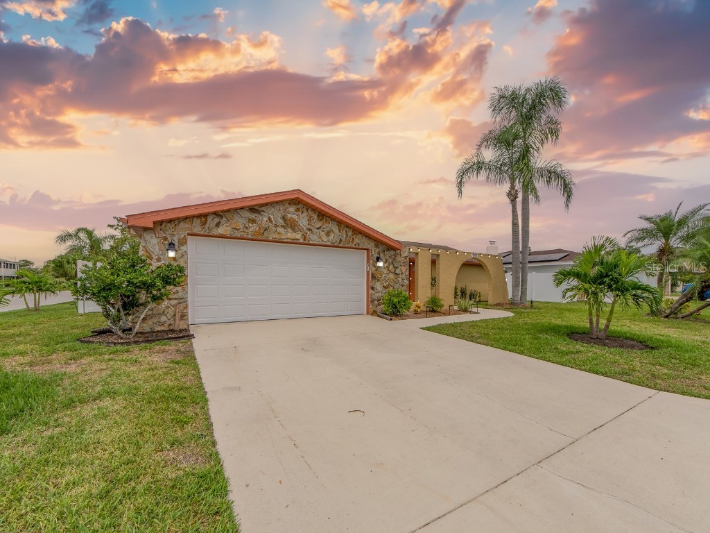 9811 San Mateo Way Port Richey FL 34668 TB8419981 image3