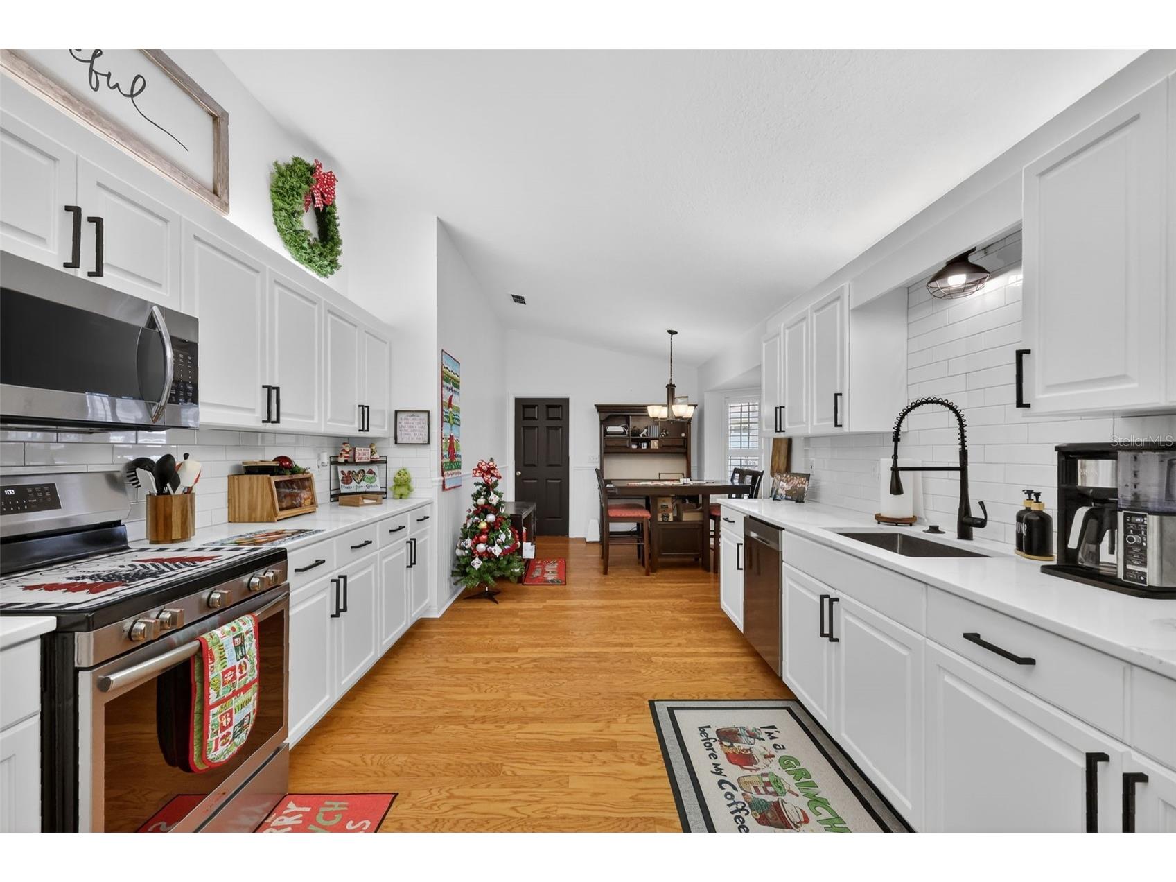 9811 SE 138th Loop Summerfield FL 34491 OM714825 image3