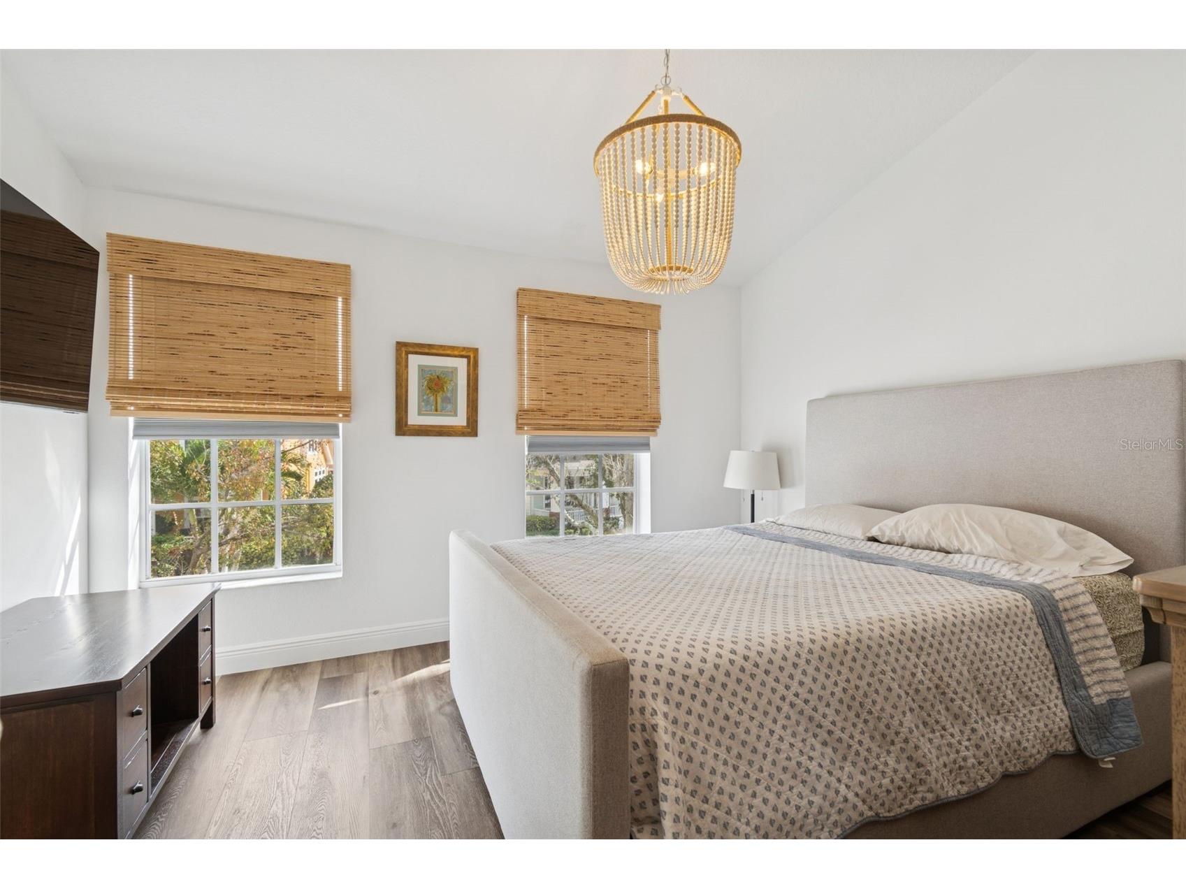 9811 W Park Village Drive Tampa FL 33626 TB8461576 image18