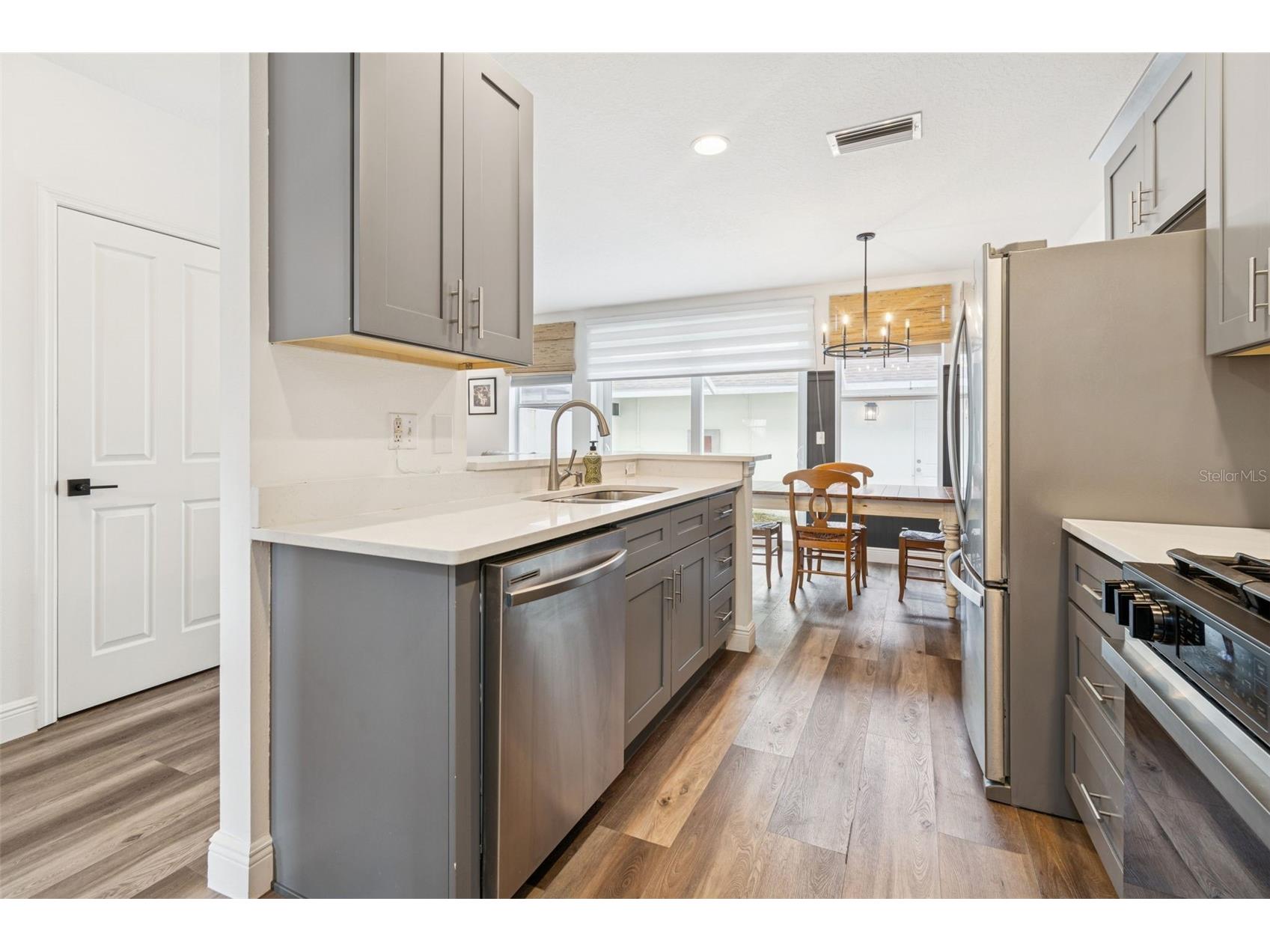 9811 W Park Village Drive Tampa FL 33626 TB8461576 image8