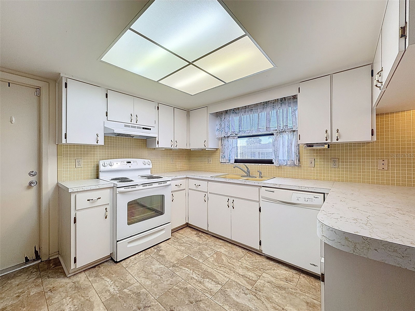 9811 Woodstock Lane Port Richey FL 34668 W7884997 image15