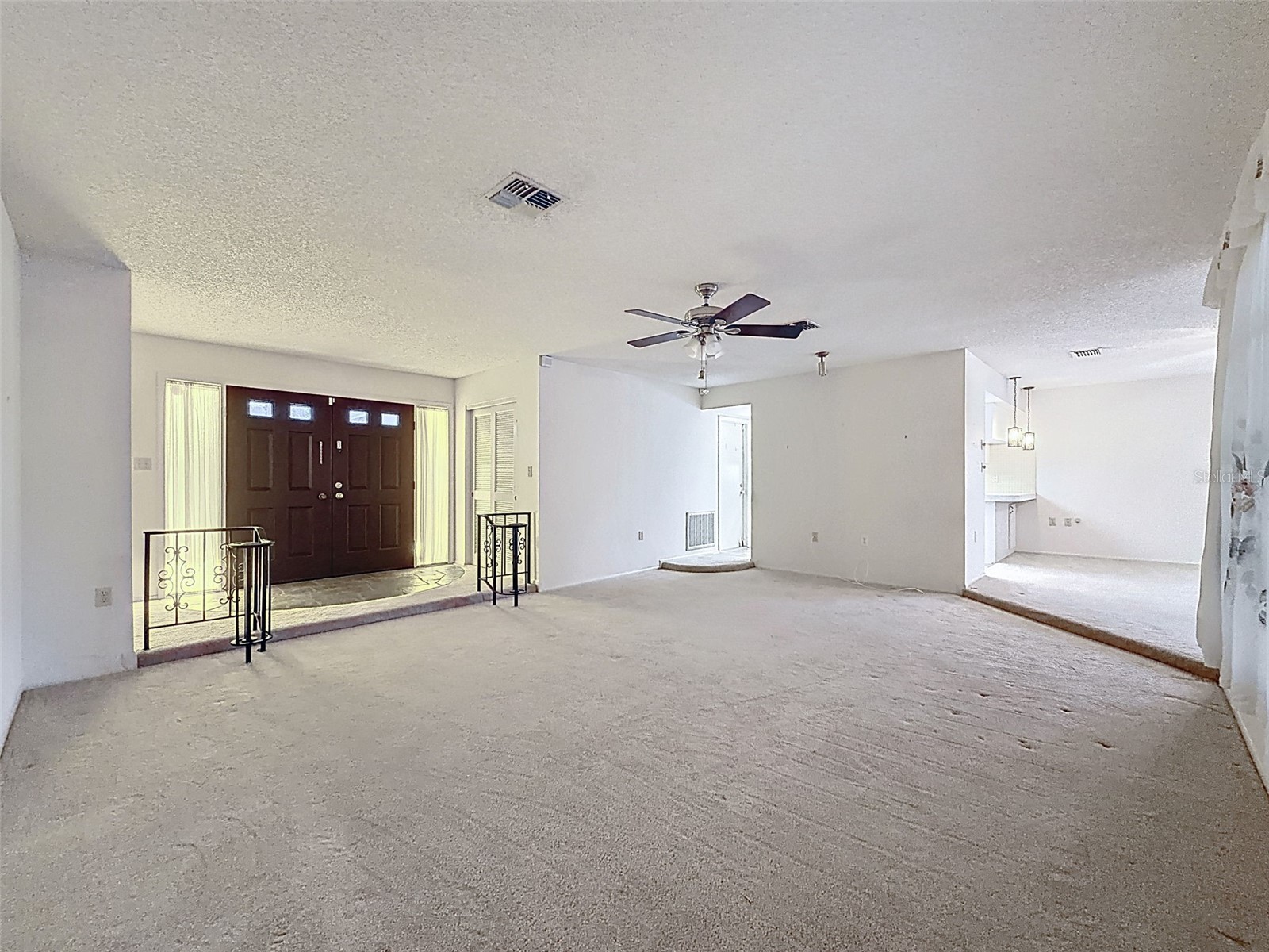9811 Woodstock Lane Port Richey FL 34668 W7884997 image5