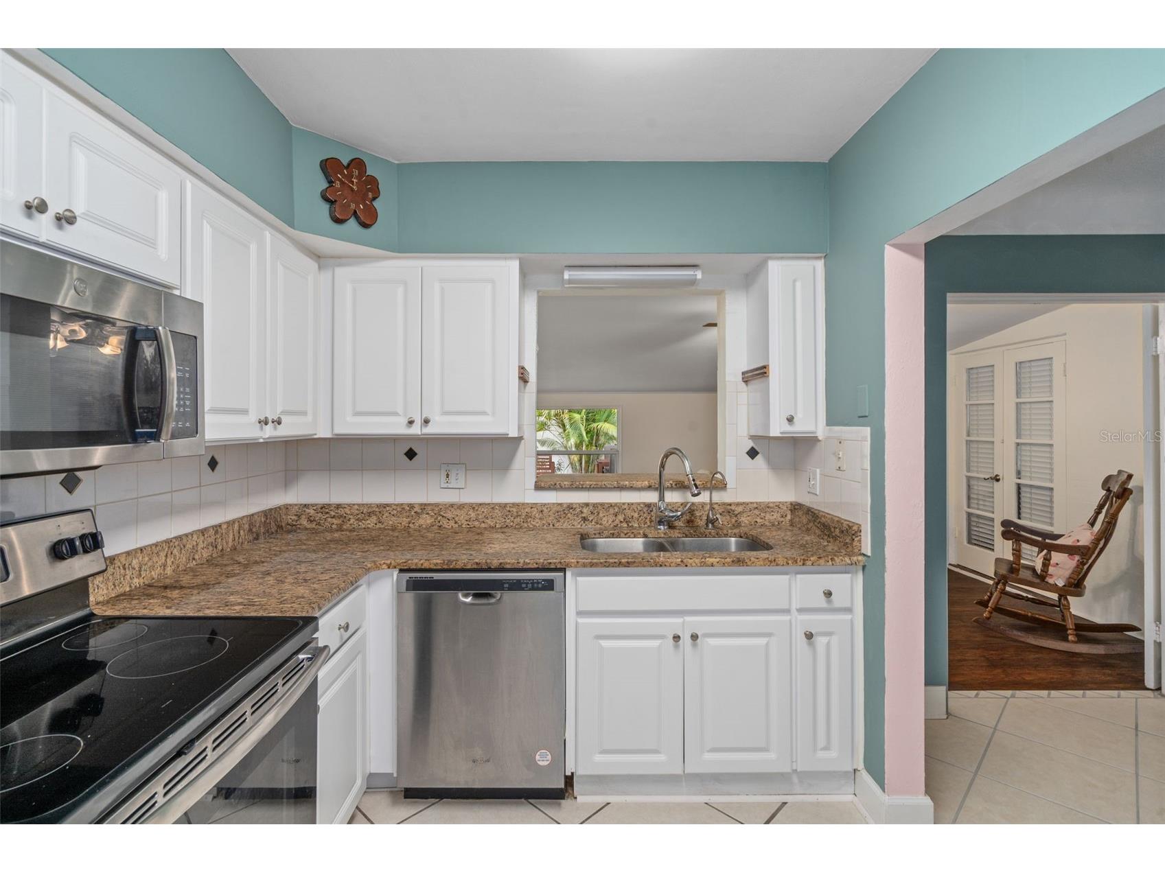 9812 51st Avenue N Saint Petersburg FL 33708 W7886650 image12