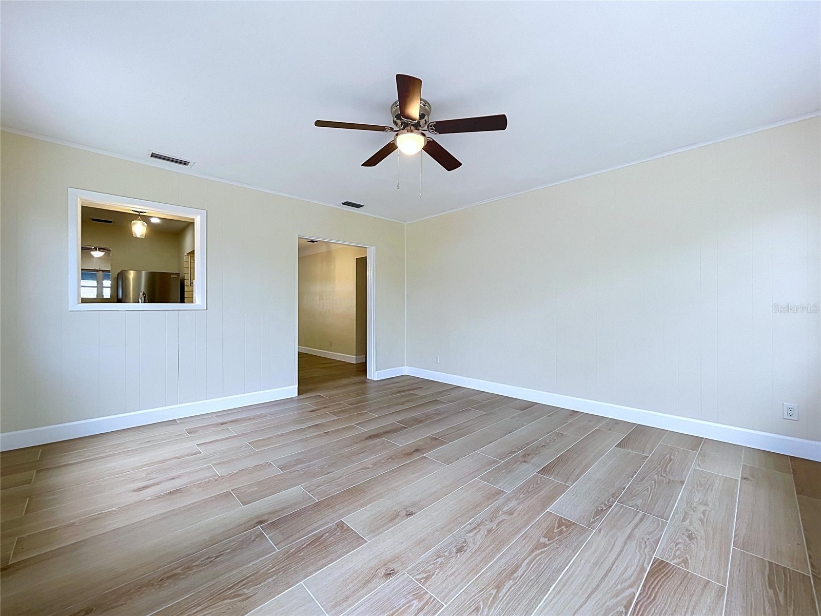 9813 51st Avenue N Saint Petersburg FL 33708 TB8528371 image21