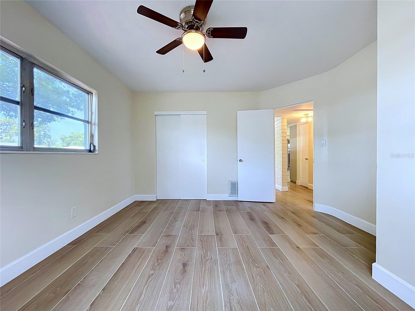 9813 51st Avenue N Saint Petersburg FL 33708 TB8528371 image31