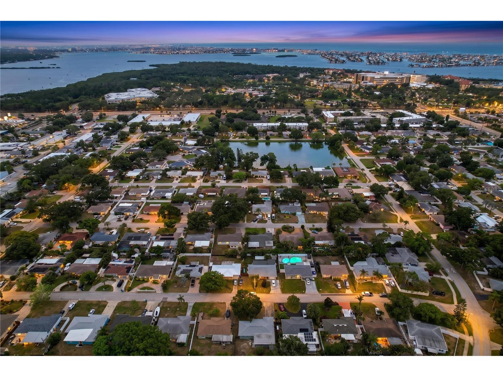 9813 51st Avenue N Saint Petersburg FL 33708 TB8528371 image5