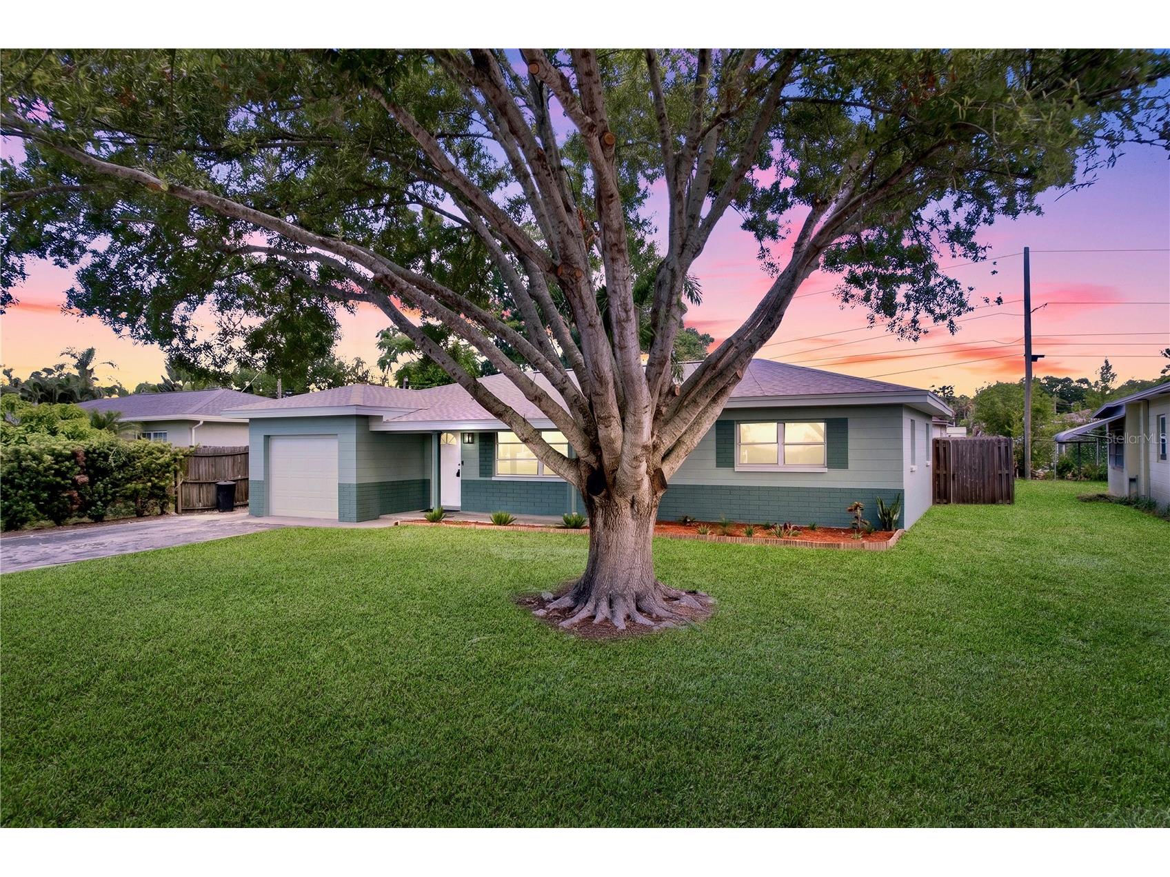 9813 51st Avenue N Saint Petersburg FL 33708 TB8528371 image6