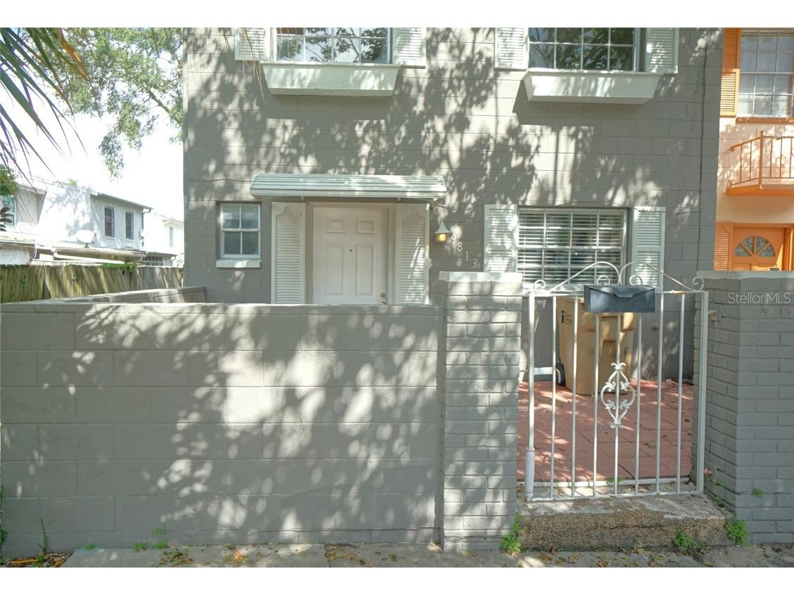 9813 N 52nd Street Temple Terrace FL 33617 TB8301324 image1
