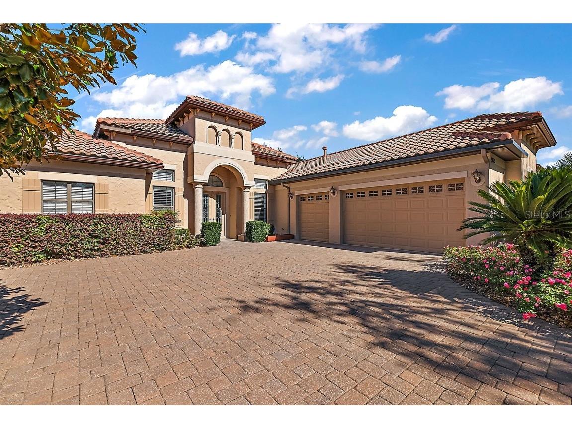 9813 Santa Clara Court Howey In The Hills FL 34737 G5089964 image1
