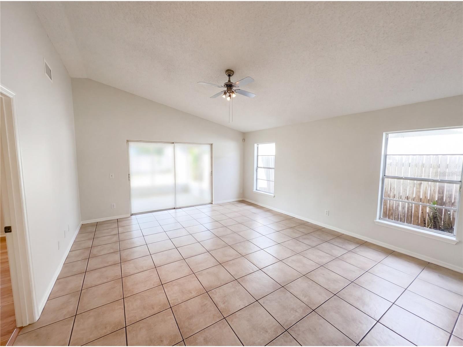 9814 Dean Cove Lane Orlando FL 32825 O6401050 image3