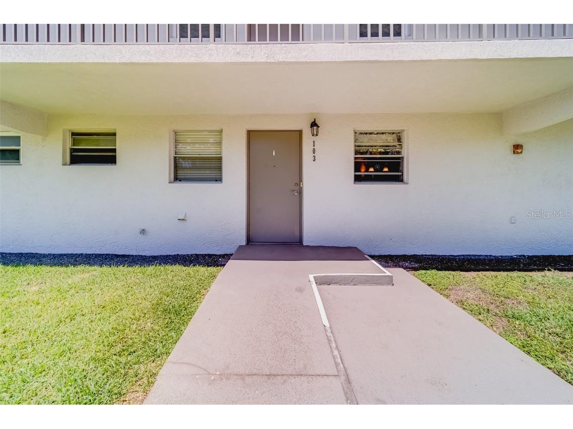 9815 47th Avenue N #103 Saint Petersburg FL 33708 U8197319 image1