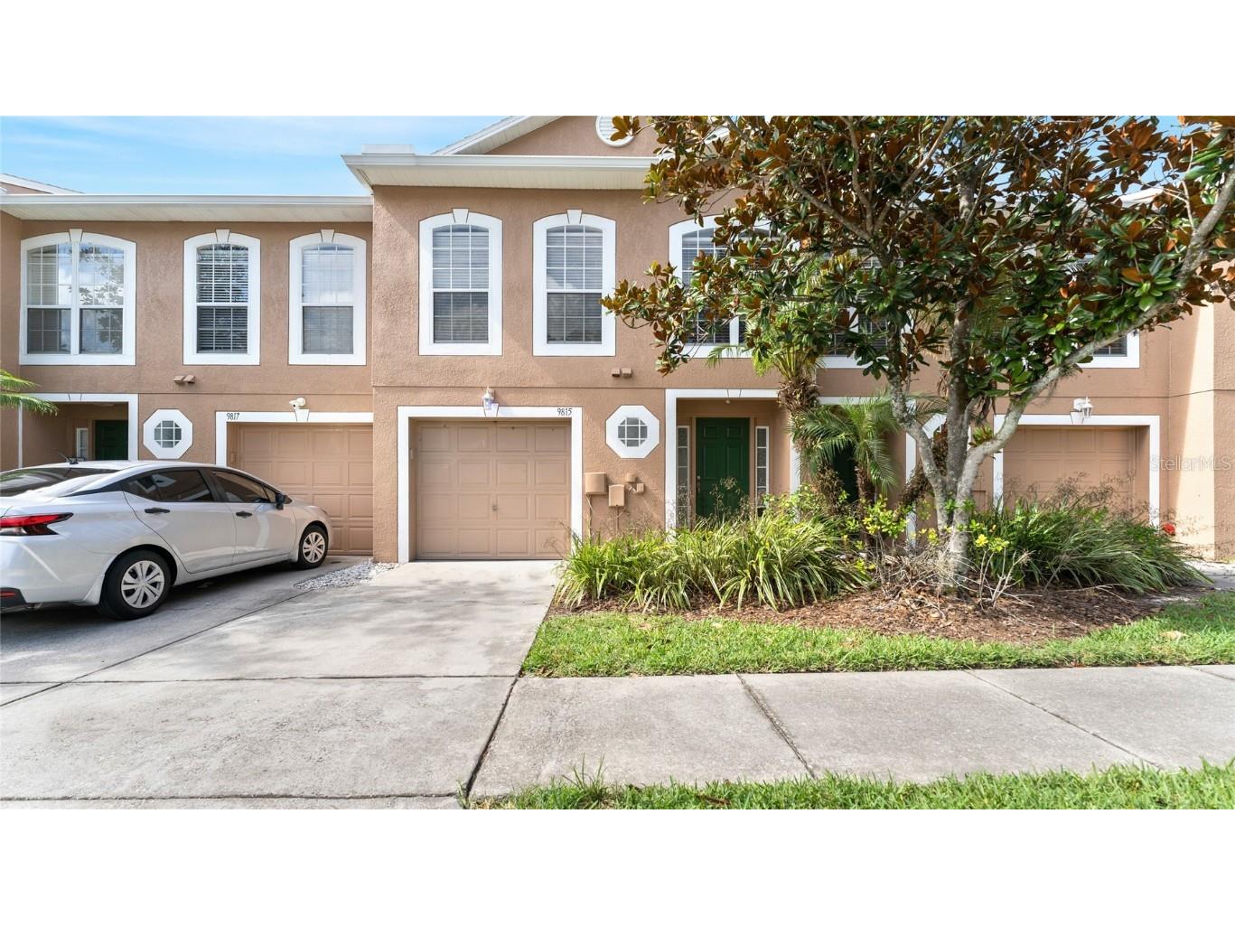 9815 Ashburn Lake Drive Tampa FL 33610 T3535910 image1