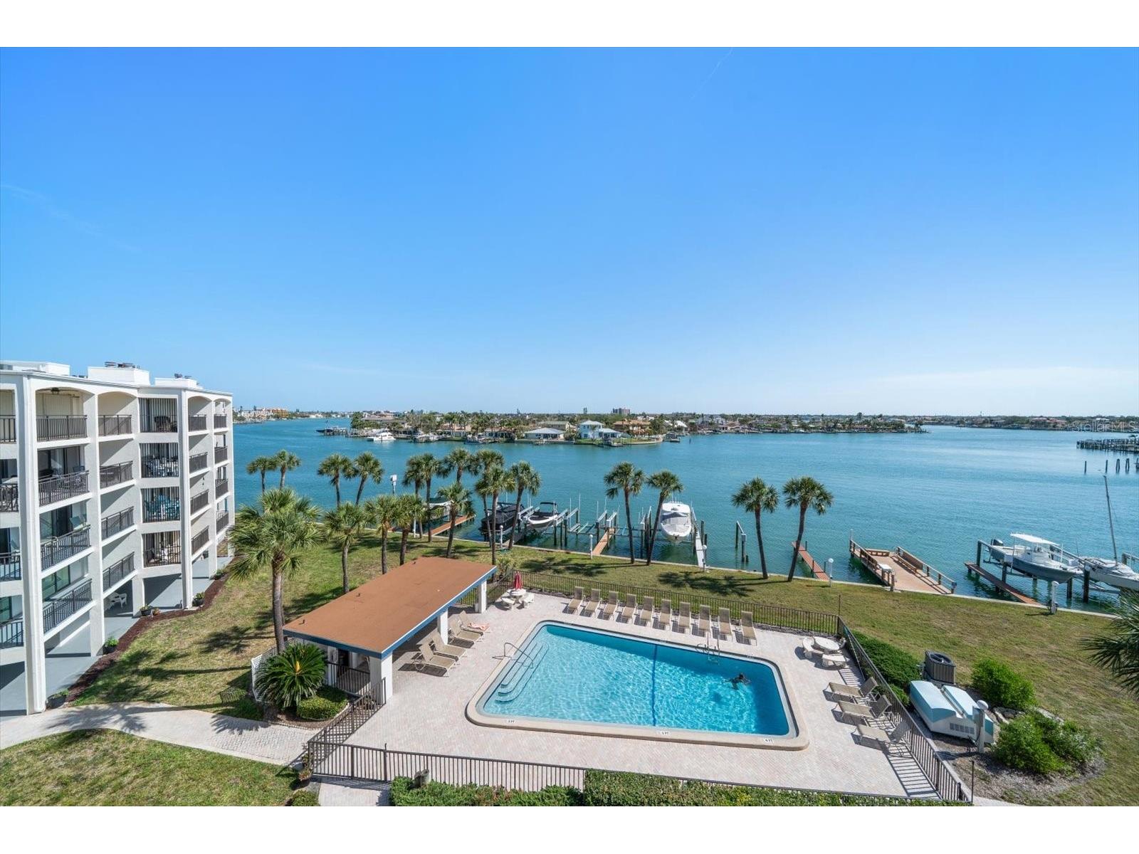 9815 Harrell Avenue #503 Treasure Island FL 33706 - BOCA CIEGA BAY TB8455756 image31