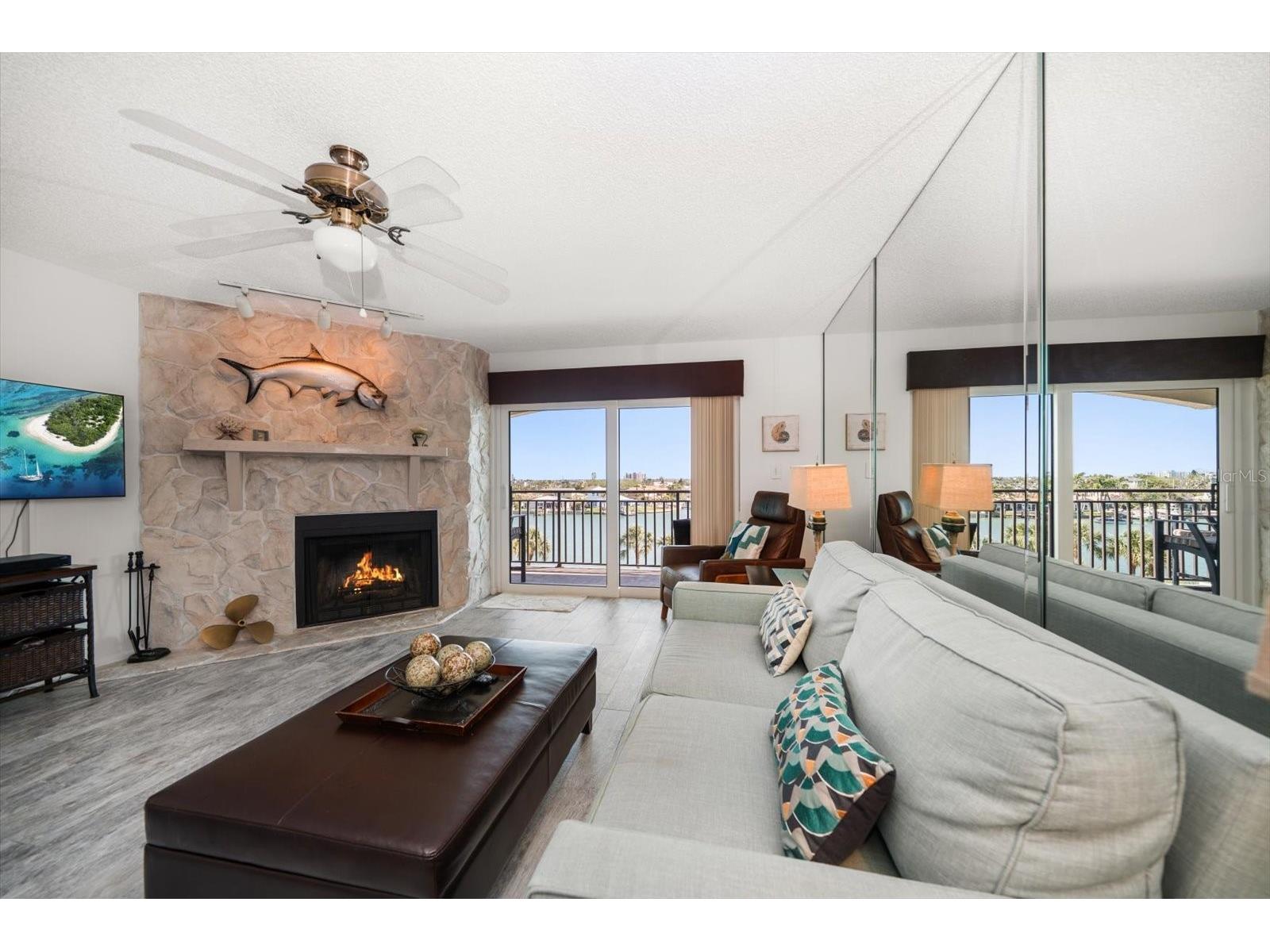 9815 Harrell Avenue #503 Treasure Island FL 33706 - BOCA CIEGA BAY TB8455756 image5
