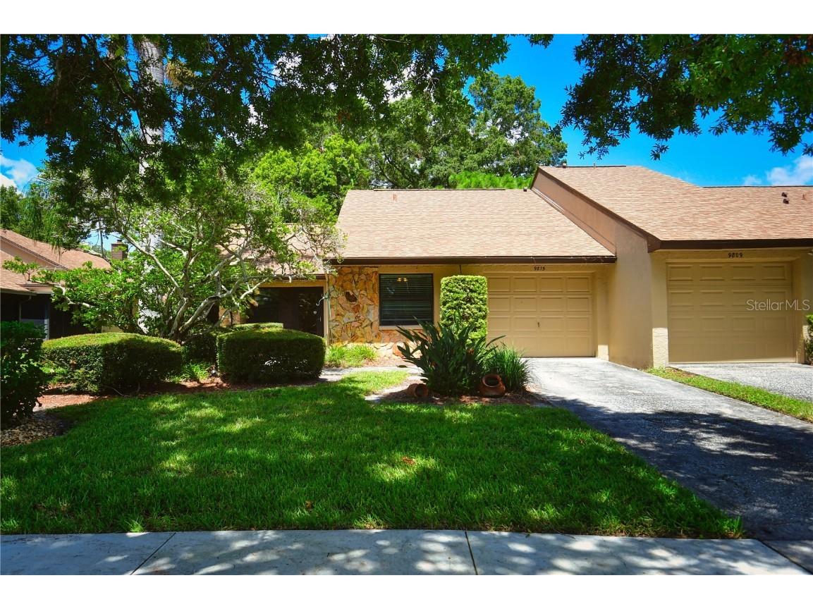 9815 Lake Seminole Drive E Largo FL 33773 U8255452 image1