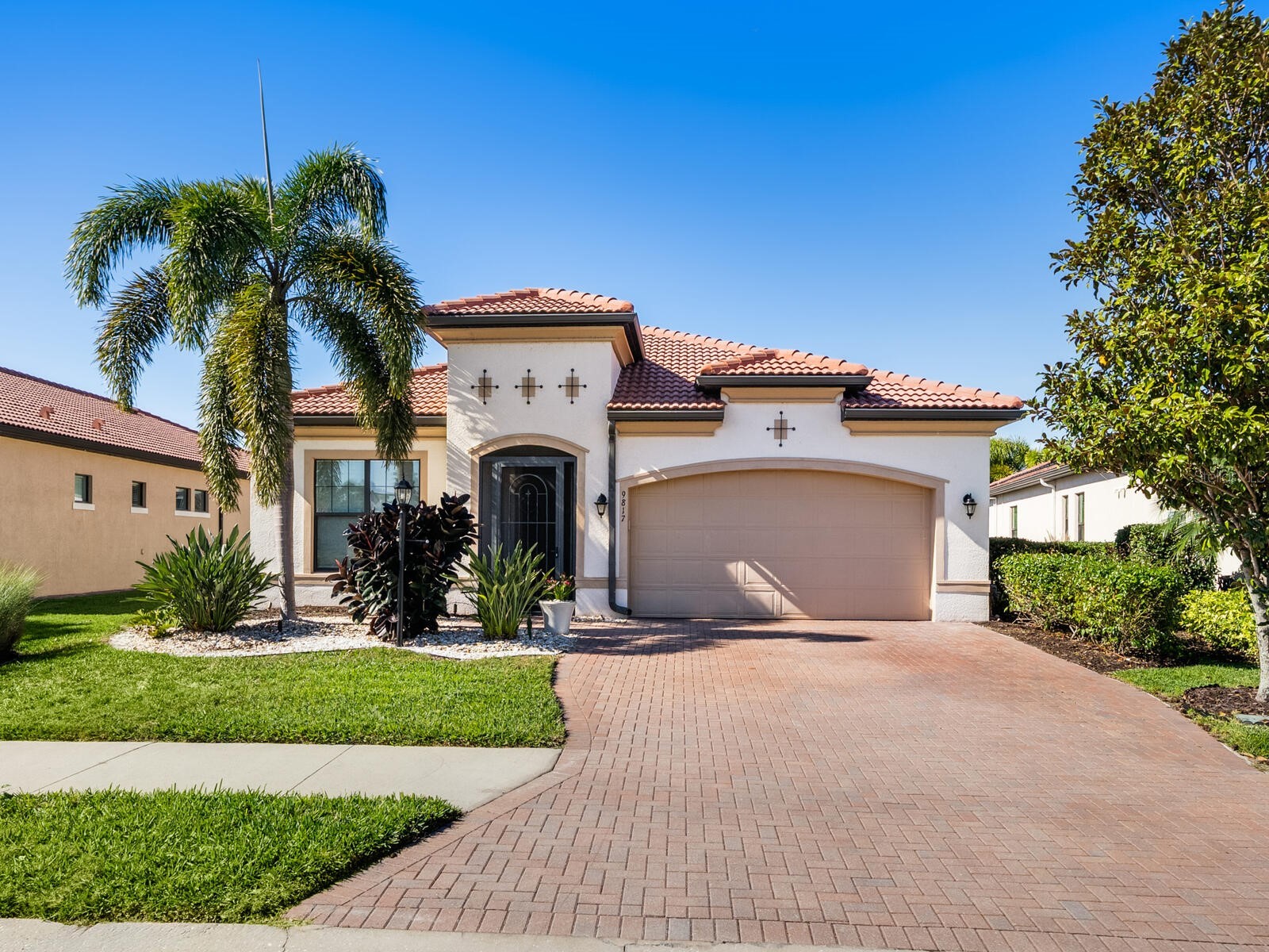 9817 Marbella Drive Bradenton FL 34211 A4682164 image2