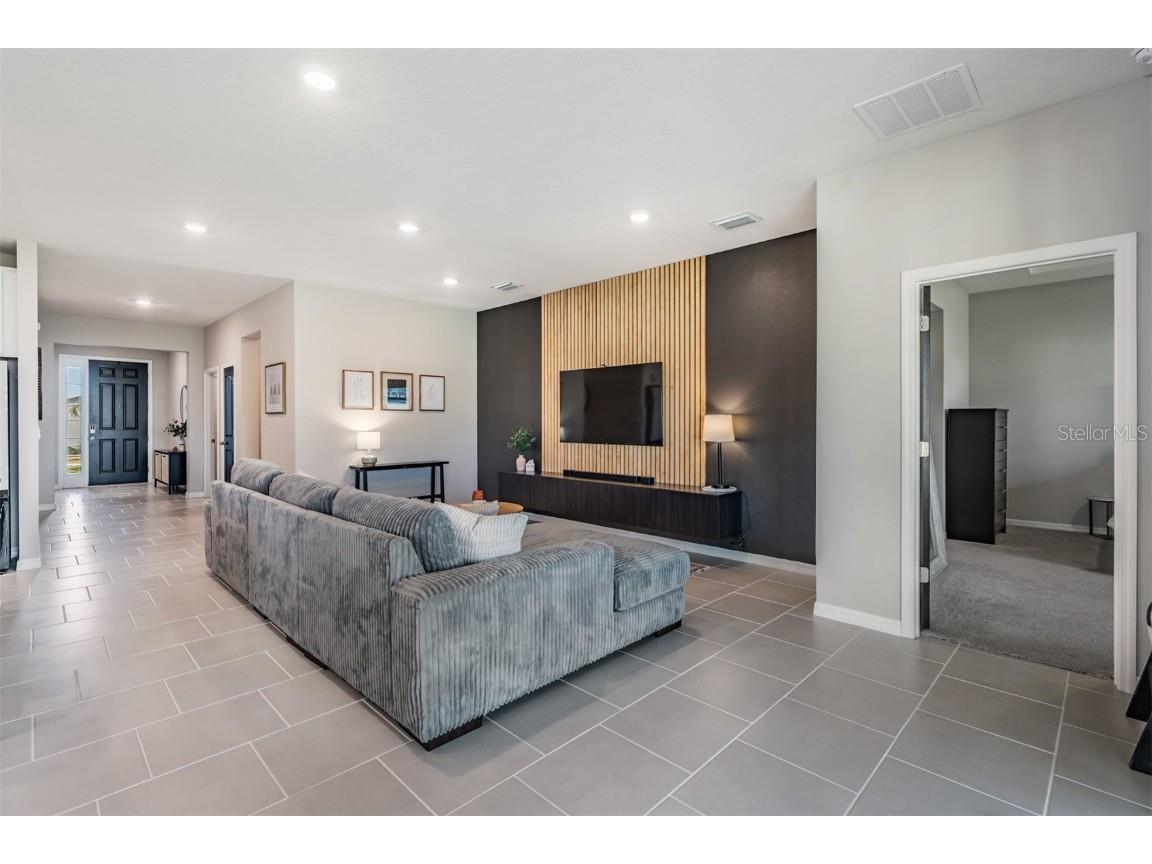 9817 Rowing Dale Bend Wesley Chapel FL 33545 TB8448326 image20