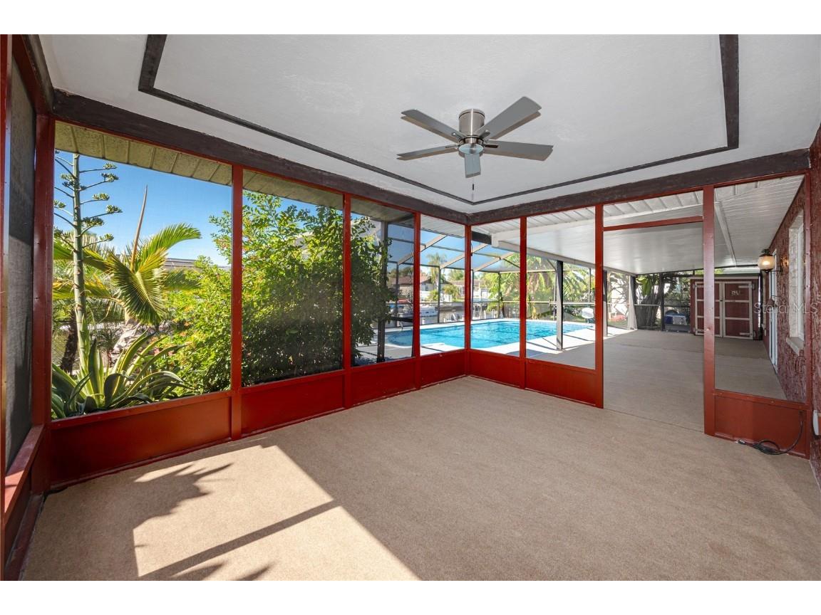 9817 San Sierra Way Port Richey FL 34668 TB8443017 image37