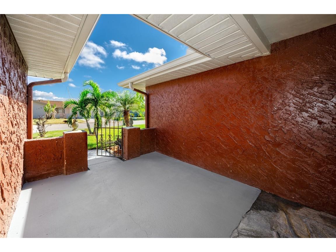 9817 San Sierra Way Port Richey FL 34668 TB8443017 image6