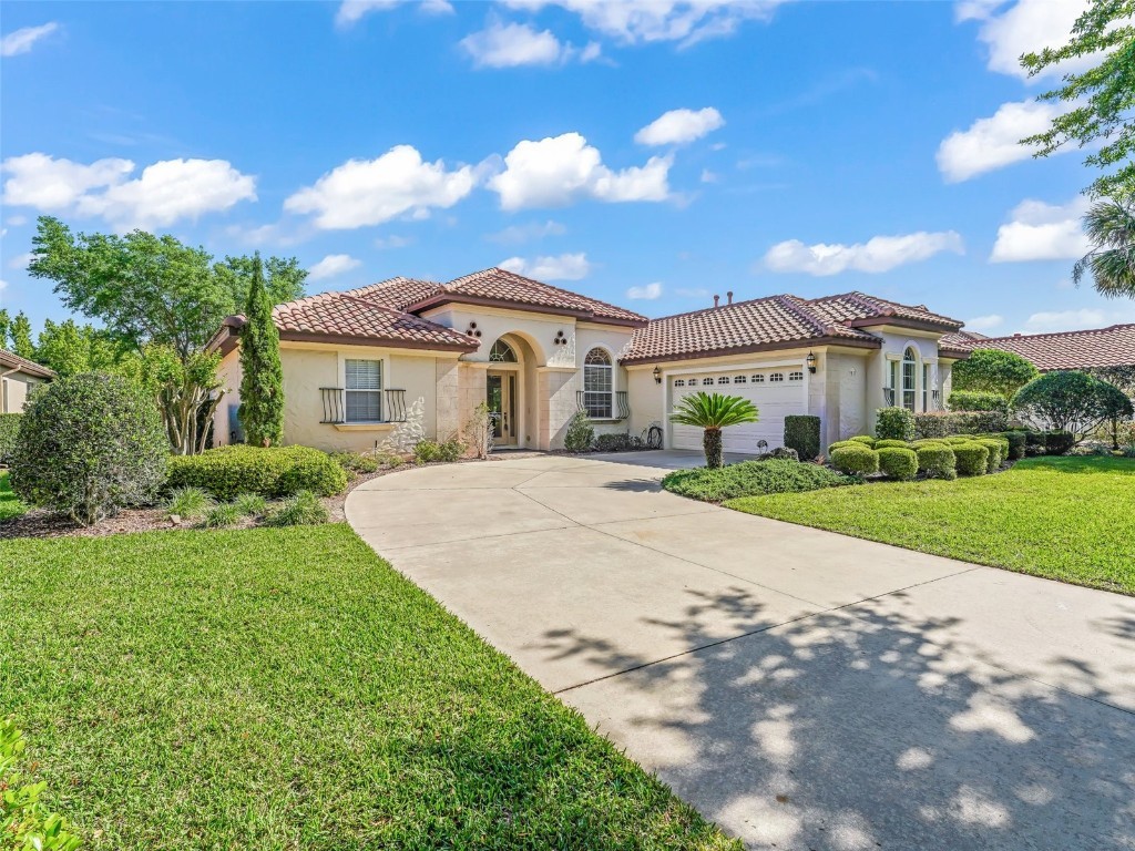 9817 Santa Clara Court Howey In The Hills FL 34737 G5066966 image1