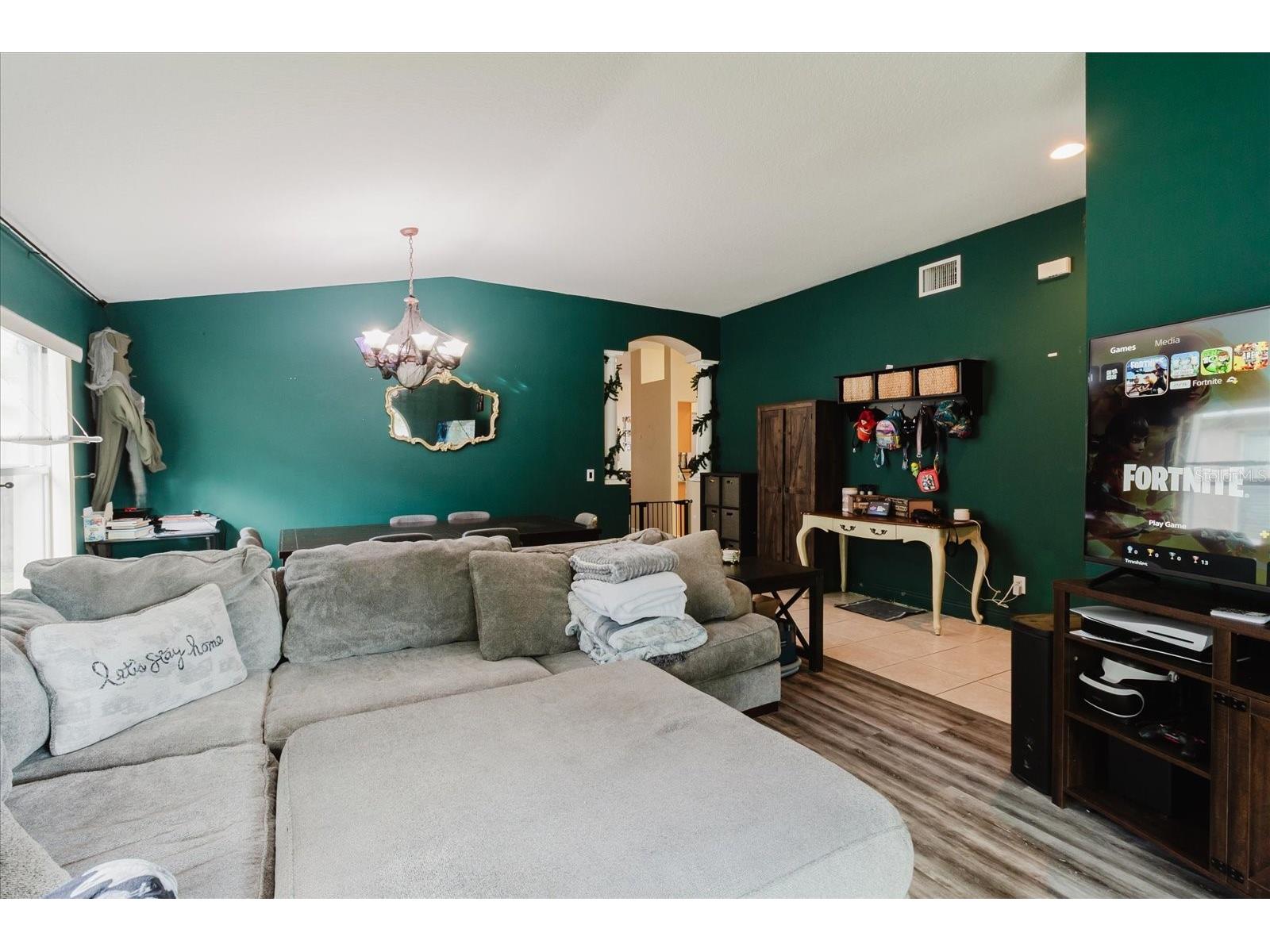 9817 White Barn Way Riverview FL 33569 TB8505559 image20