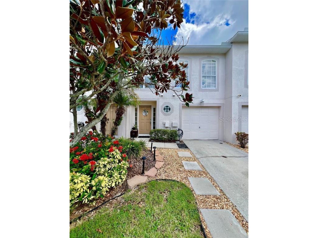 9818 Ashburn Lake Drive Tampa FL 33610 T3537471 image1