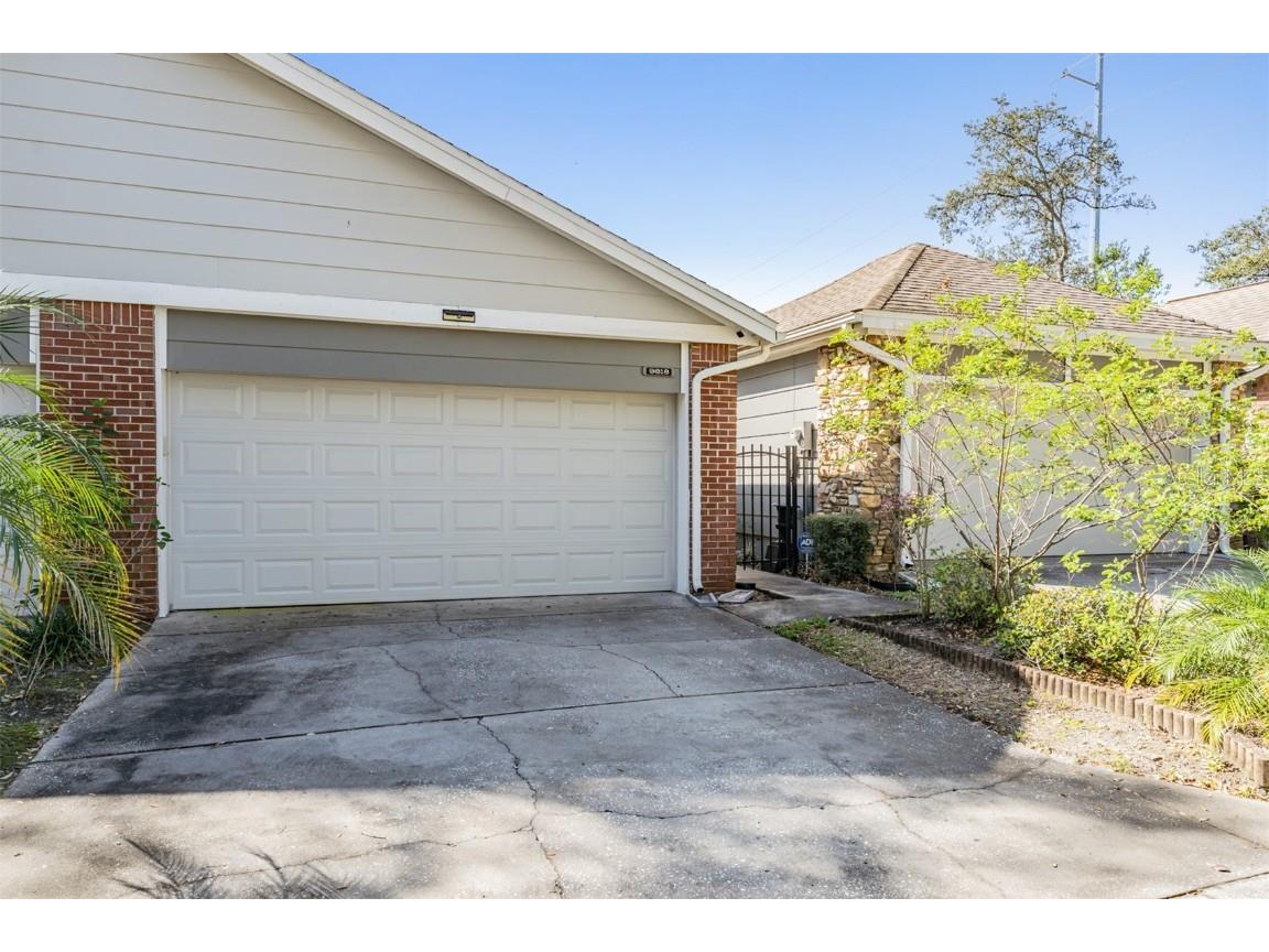 9818 Blue Sage Road Tampa FL 33612 U8191489 image1