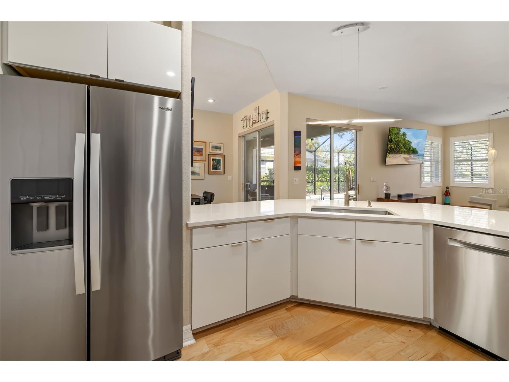 9819 Discovery Terrace Bradenton FL 34212 - 1ST HOLE GOLF COURSE POND A4683912 image12